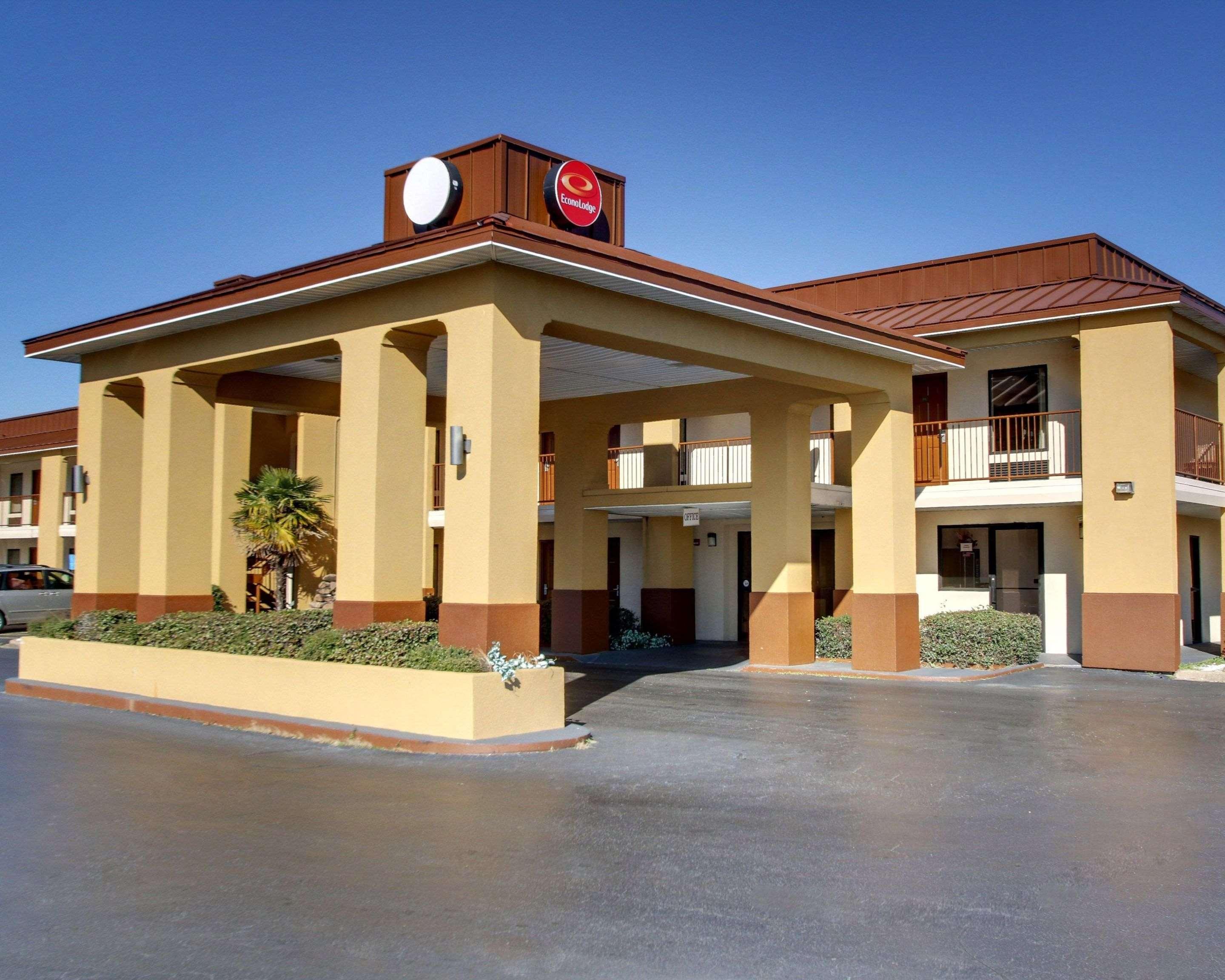 Econo Lodge Clinton Exterior photo